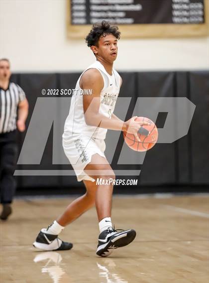 Thumbnail 3 in St. Ignatius vs Archbishop Mitty (Open Division Championships) photogallery.