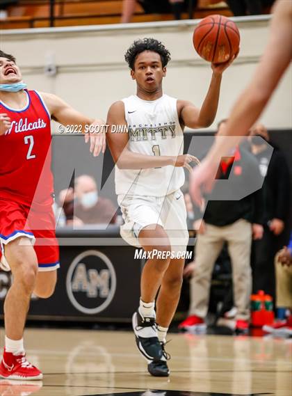 Thumbnail 1 in St. Ignatius vs Archbishop Mitty (Open Division Championships) photogallery.