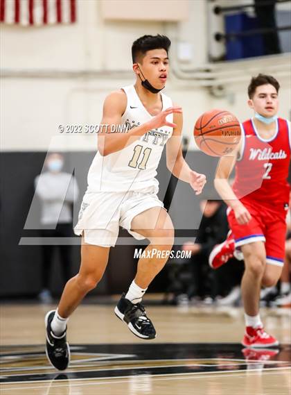 Thumbnail 2 in St. Ignatius vs Archbishop Mitty (Open Division Championships) photogallery.