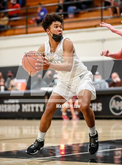 Thumbnail 2 in St. Ignatius vs Archbishop Mitty (Open Division Championships) photogallery.