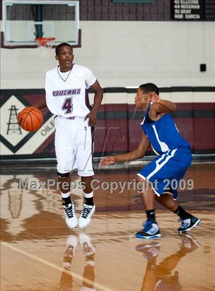 Thumbnail 3 in Channelview @ Kempner  (McDonalds Texas Invitational) photogallery.