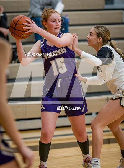 Thumbnail 3 in Grand Island @ Lincoln Southeast photogallery.