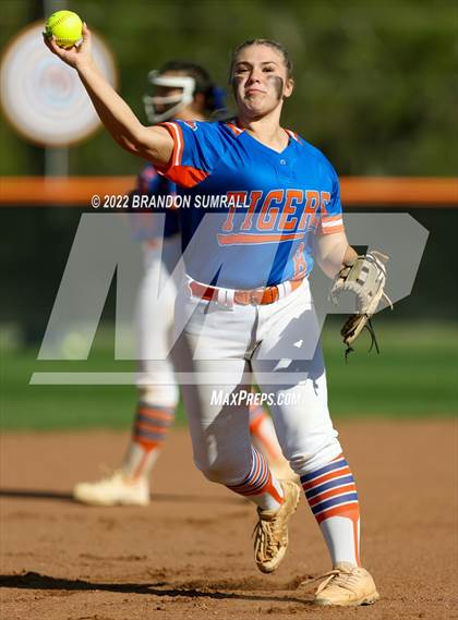 Thumbnail 1 in Helena @ Chilton County photogallery.