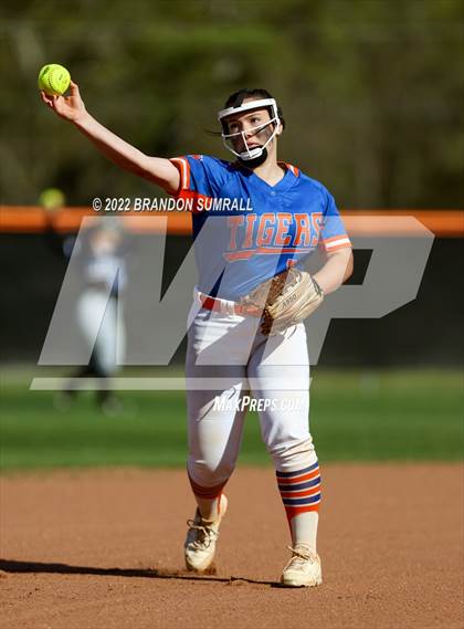 Thumbnail 2 in Helena @ Chilton County photogallery.