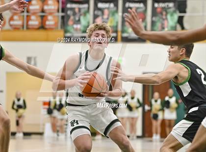 Thumbnail 2 in Westfield @ Pendleton Heights photogallery.