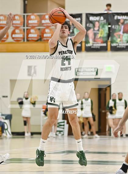 Thumbnail 2 in Westfield @ Pendleton Heights photogallery.
