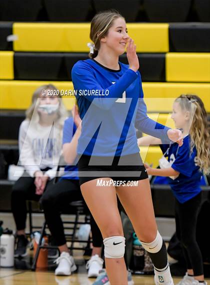 Thumbnail 2 in Payson vs Snowflake (AIA 3A Round 1 Playoff)  photogallery.
