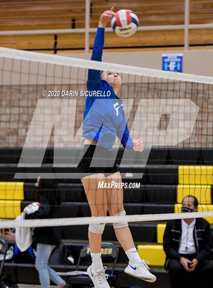 Thumbnail 2 in Payson vs Snowflake (AIA 3A Round 1 Playoff)  photogallery.