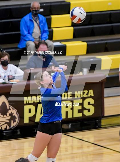 Thumbnail 2 in Payson vs Snowflake (AIA 3A Round 1 Playoff)  photogallery.