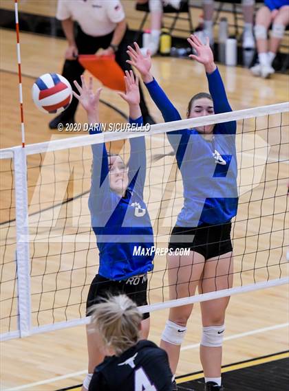 Thumbnail 2 in Payson vs Snowflake (AIA 3A Round 1 Playoff)  photogallery.
