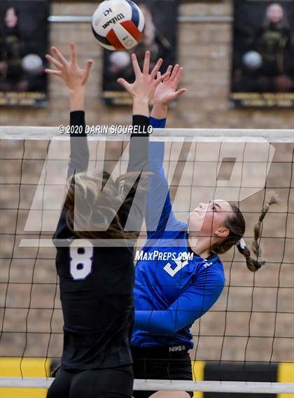 Thumbnail 1 in Payson vs Snowflake (AIA 3A Round 1 Playoff)  photogallery.