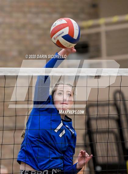Thumbnail 1 in Payson vs Snowflake (AIA 3A Round 1 Playoff)  photogallery.