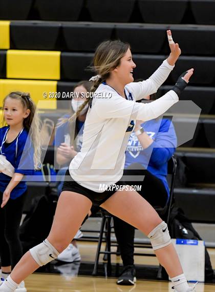 Thumbnail 2 in Payson vs Snowflake (AIA 3A Round 1 Playoff)  photogallery.