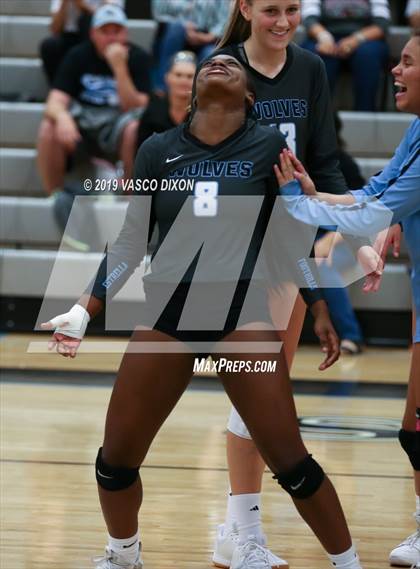 Thumbnail 1 in Estrella vs Gila Ridge photogallery.