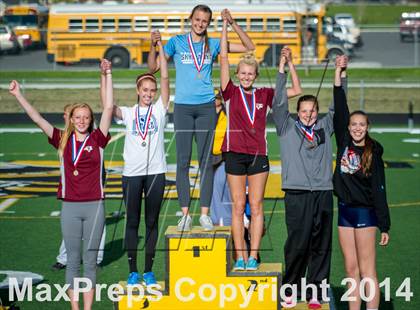 Thumbnail 3 in UHSAA Region 8 Track and Field Championships (Girls) photogallery.