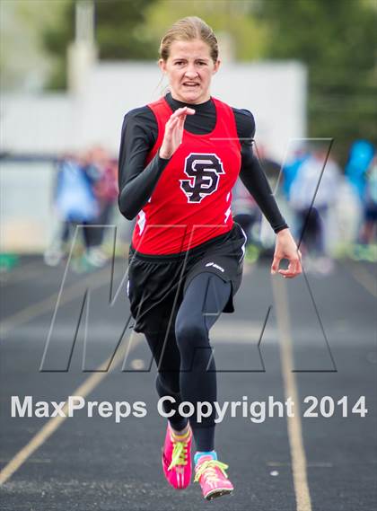 Thumbnail 2 in UHSAA Region 8 Track and Field Championships (Girls) photogallery.