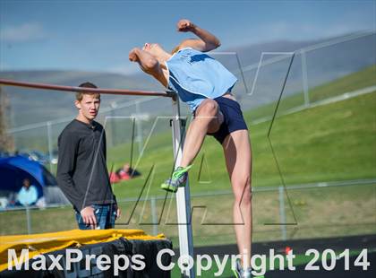 Thumbnail 1 in UHSAA Region 8 Track and Field Championships (Girls) photogallery.