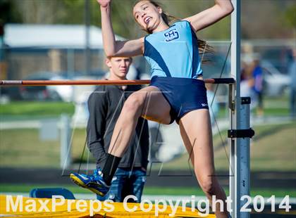 Thumbnail 2 in UHSAA Region 8 Track and Field Championships (Girls) photogallery.