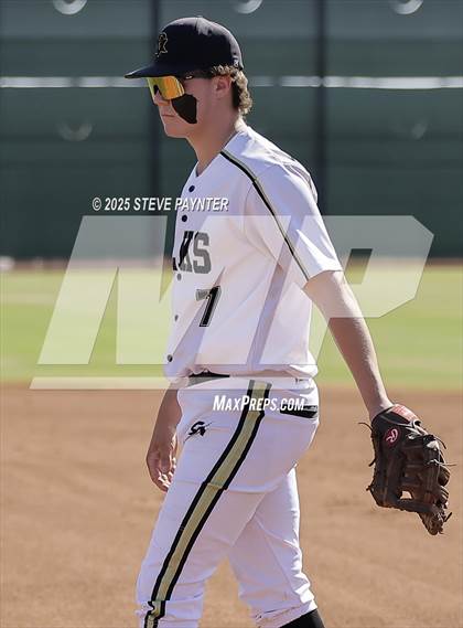 Thumbnail 2 in Fountain Hills vs Round Valley (AIA  2A Champioship Round 1)  photogallery.