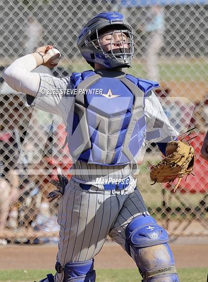Thumbnail 1 in Fountain Hills vs Round Valley (AIA  2A Champioship Round 1)  photogallery.