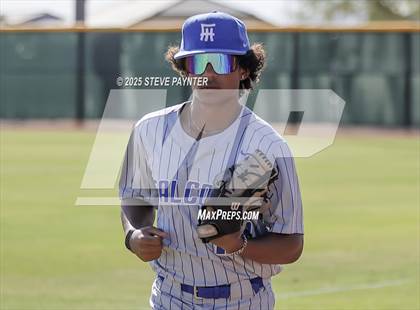 Thumbnail 2 in Fountain Hills vs Round Valley (AIA  2A Champioship Round 1)  photogallery.