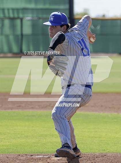 Thumbnail 2 in Fountain Hills vs Round Valley (AIA  2A Champioship Round 1)  photogallery.