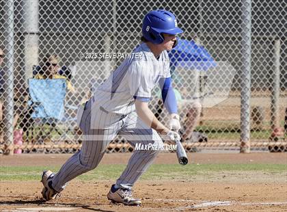 Thumbnail 2 in Fountain Hills vs Round Valley (AIA  2A Champioship Round 1)  photogallery.