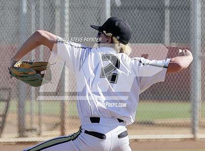 Thumbnail 1 in Fountain Hills vs Round Valley (AIA  2A Champioship Round 1)  photogallery.