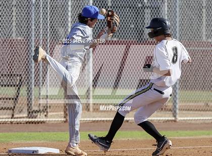 Thumbnail 1 in Fountain Hills vs Round Valley (AIA  2A Champioship Round 1)  photogallery.