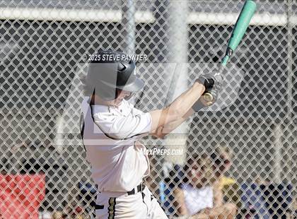 Thumbnail 2 in Fountain Hills vs Round Valley (AIA  2A Champioship Round 1)  photogallery.