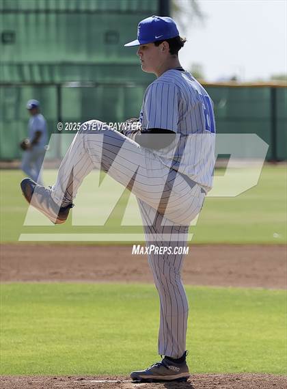 Thumbnail 1 in Fountain Hills vs Round Valley (AIA  2A Champioship Round 1)  photogallery.