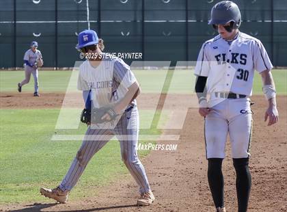Thumbnail 3 in Fountain Hills vs Round Valley (AIA  2A Champioship Round 1)  photogallery.
