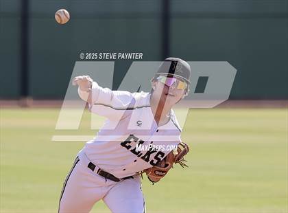 Thumbnail 2 in Fountain Hills vs Round Valley (AIA  2A Champioship Round 1)  photogallery.