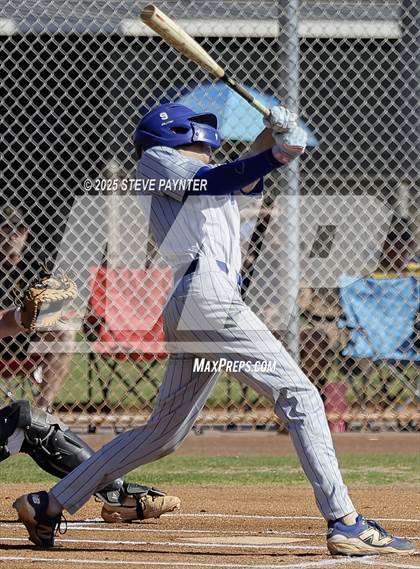 Thumbnail 3 in Fountain Hills vs Round Valley (AIA  2A Champioship Round 1)  photogallery.
