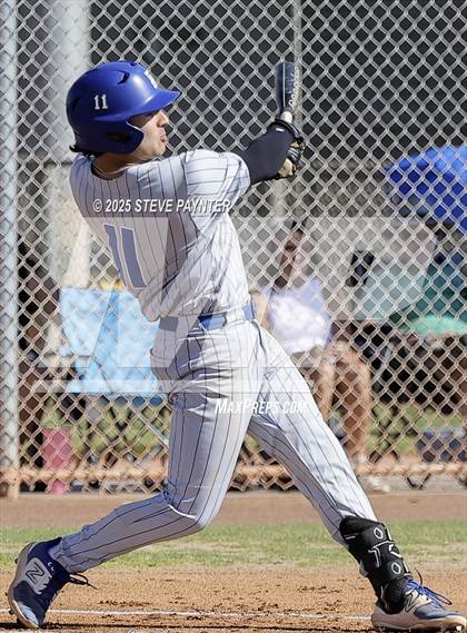 Thumbnail 1 in Fountain Hills vs Round Valley (AIA  2A Champioship Round 1)  photogallery.