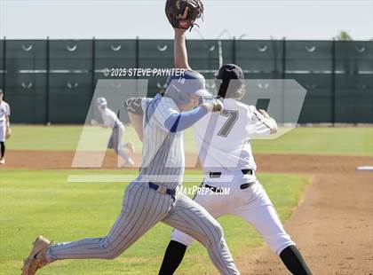 Thumbnail 2 in Fountain Hills vs Round Valley (AIA  2A Champioship Round 1)  photogallery.