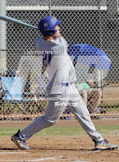 Thumbnail 1 in Fountain Hills vs Round Valley (AIA  2A Champioship Round 1)  photogallery.