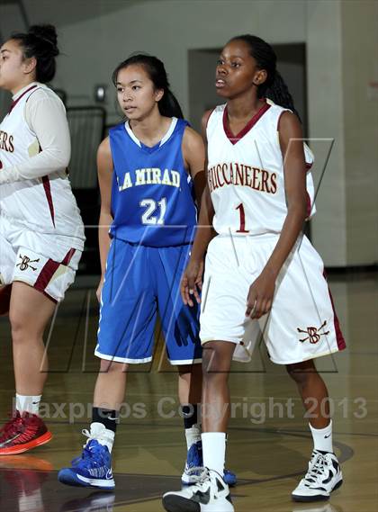 Thumbnail 2 in La Mirada @ Bellflower photogallery.