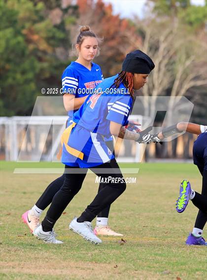 Thumbnail 3 in West Craven vs Washington photogallery.