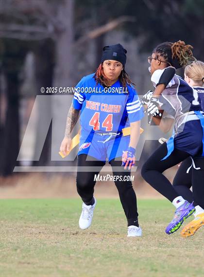 Thumbnail 3 in West Craven vs Washington photogallery.