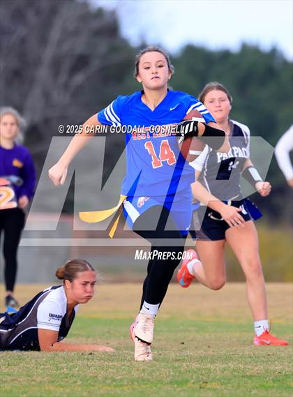 Thumbnail 2 in West Craven vs Washington photogallery.