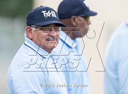 Thumbnail 3 in Eagle Pass vs. Canyon (UIL 6A Regional Semifinal)  photogallery.
