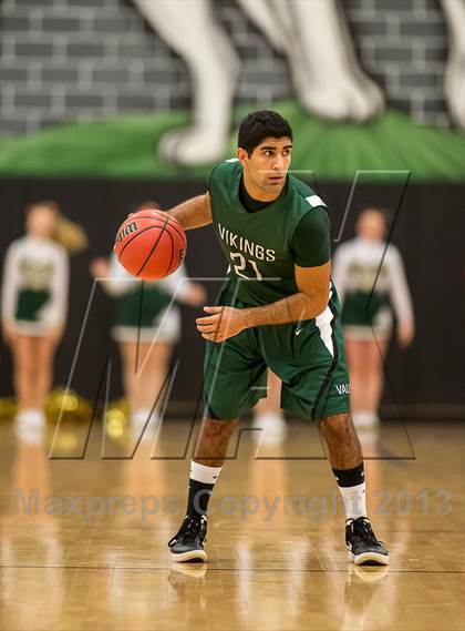 Thumbnail 1 in Loudoun Valley vs Potomac Falls (Dulles District Final) photogallery.
