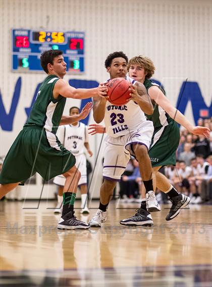 Thumbnail 2 in Loudoun Valley vs Potomac Falls (Dulles District Final) photogallery.