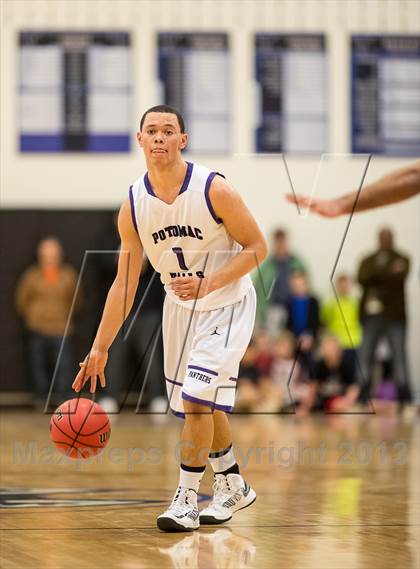 Thumbnail 1 in Loudoun Valley vs Potomac Falls (Dulles District Final) photogallery.