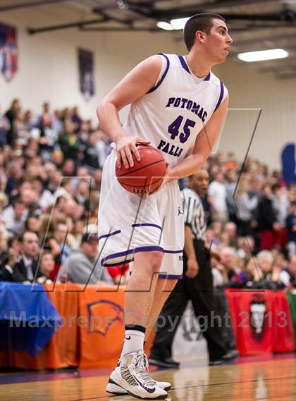 Thumbnail 3 in Loudoun Valley vs Potomac Falls (Dulles District Final) photogallery.