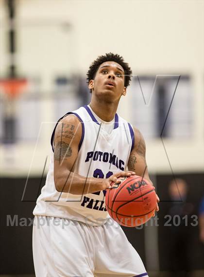 Thumbnail 2 in Loudoun Valley vs Potomac Falls (Dulles District Final) photogallery.