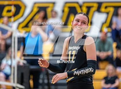 Thumbnail 2 in Agoura @ Newbury Park photogallery.