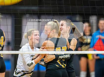 Thumbnail 3 in Agoura @ Newbury Park photogallery.