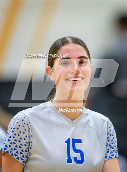 Thumbnail 1 in Agoura @ Newbury Park photogallery.